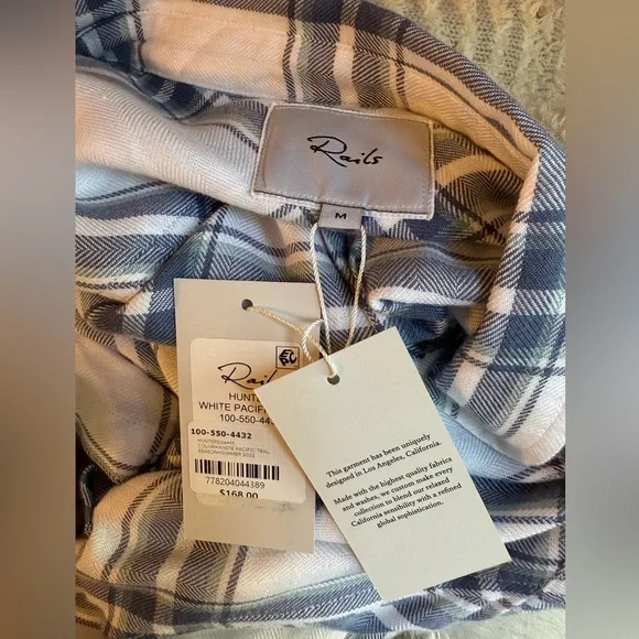 Rails Knit Buttondown - Picture 4 of 4